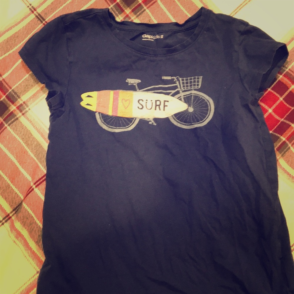 Girls Gap tee size 8